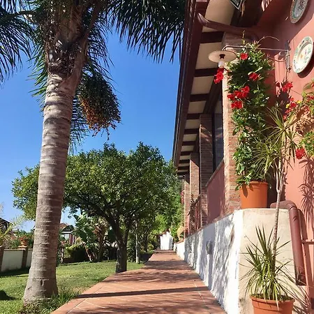 Vittoria Bed & Breakfast *