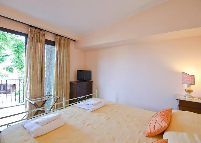Vittoria Oda ve Kahvaltı 4*