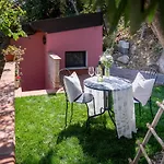 Vittoria Alojamento de Acomodação e Pequeno-almoço Giardini Naxos
