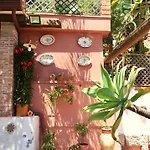 Alojamento de Acomodação e Pequeno-almoço Vittoria Giardini Naxos