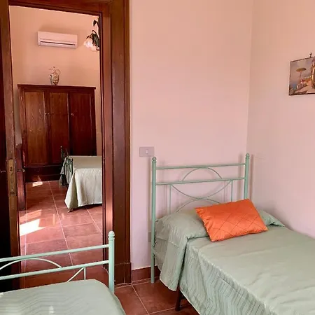 Vittoria 4* جيارديني ناكسوس
